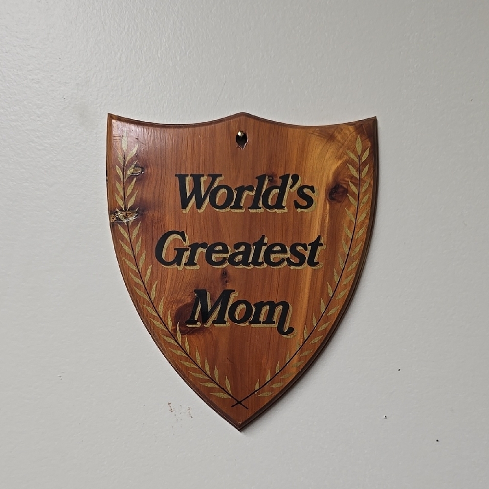 World's Greatest Mom Wooden Plaque